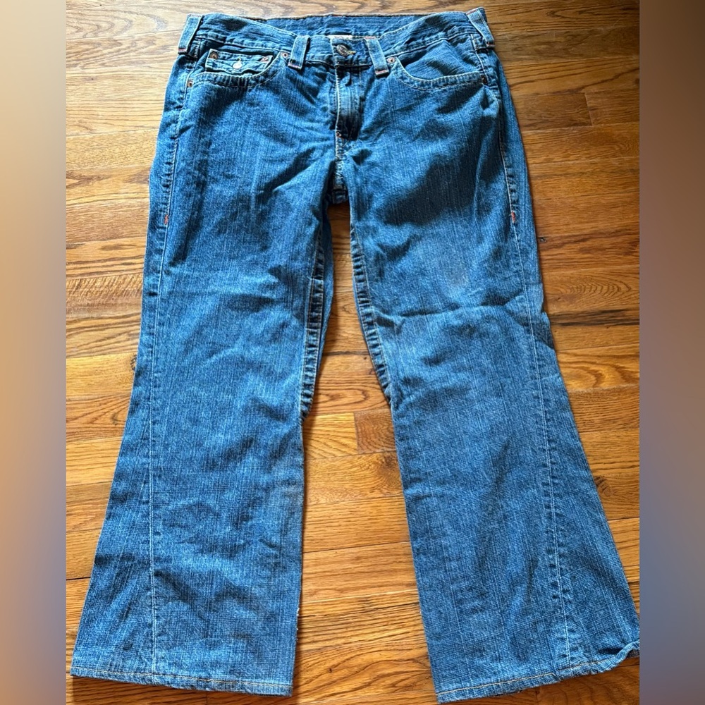 True Religion Men’s Bootcut Jeans, Button Flap back pockets, Size 36, EUC